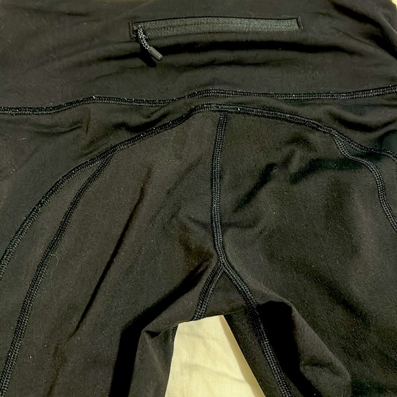 Lululemon black leggings. Size 4 with pockets. - Picture 8 of 11